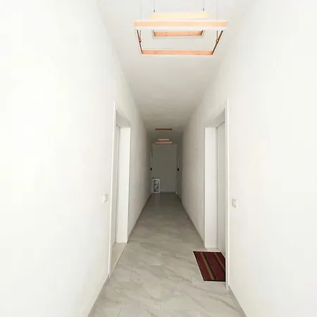 601 Appartement Golem (Tirana)