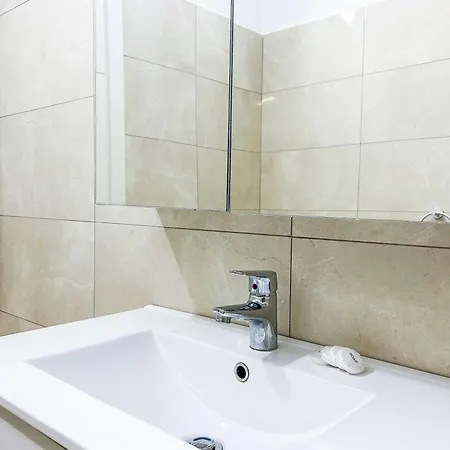 601 Appartement Golem (Tirana)