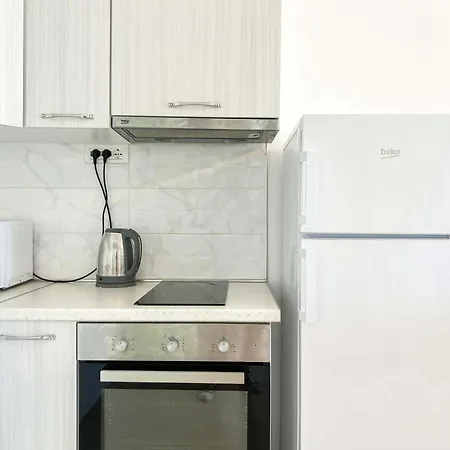 601 * Golem (Tirana)